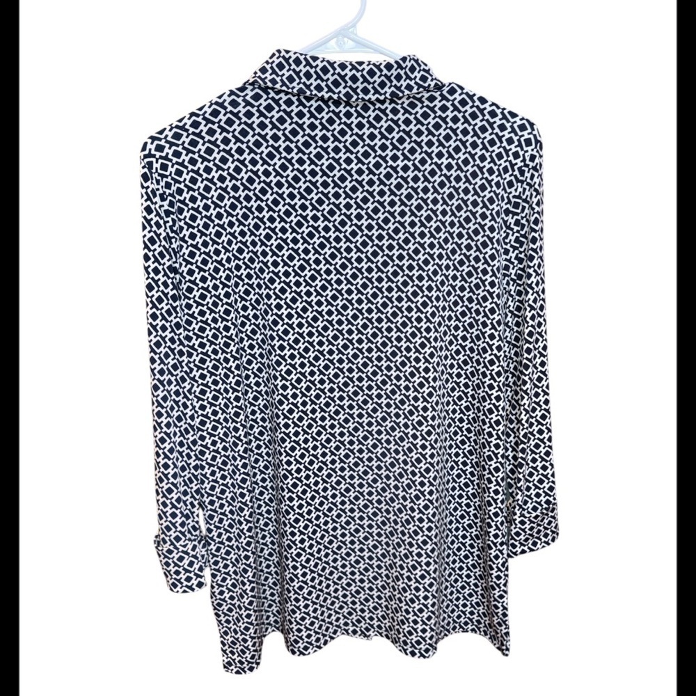 Jones, New York signature navy blue and white print size large - Picture 2 of 5